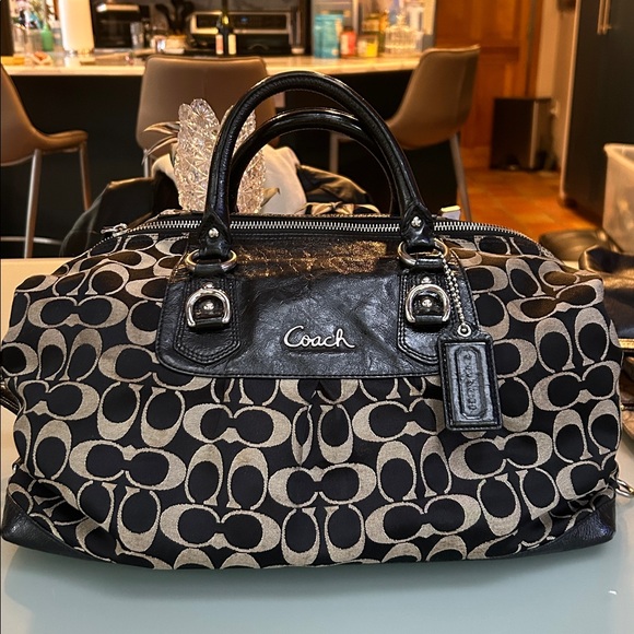 COOL VINTAGE COACH 🖤🤍 Black and Cream Signature Satchel - Picture 1 of 12